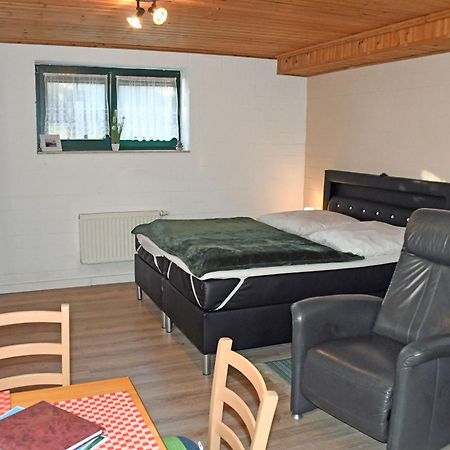 Ferienwohnung Zudar Auf Ruegen Екстериор снимка