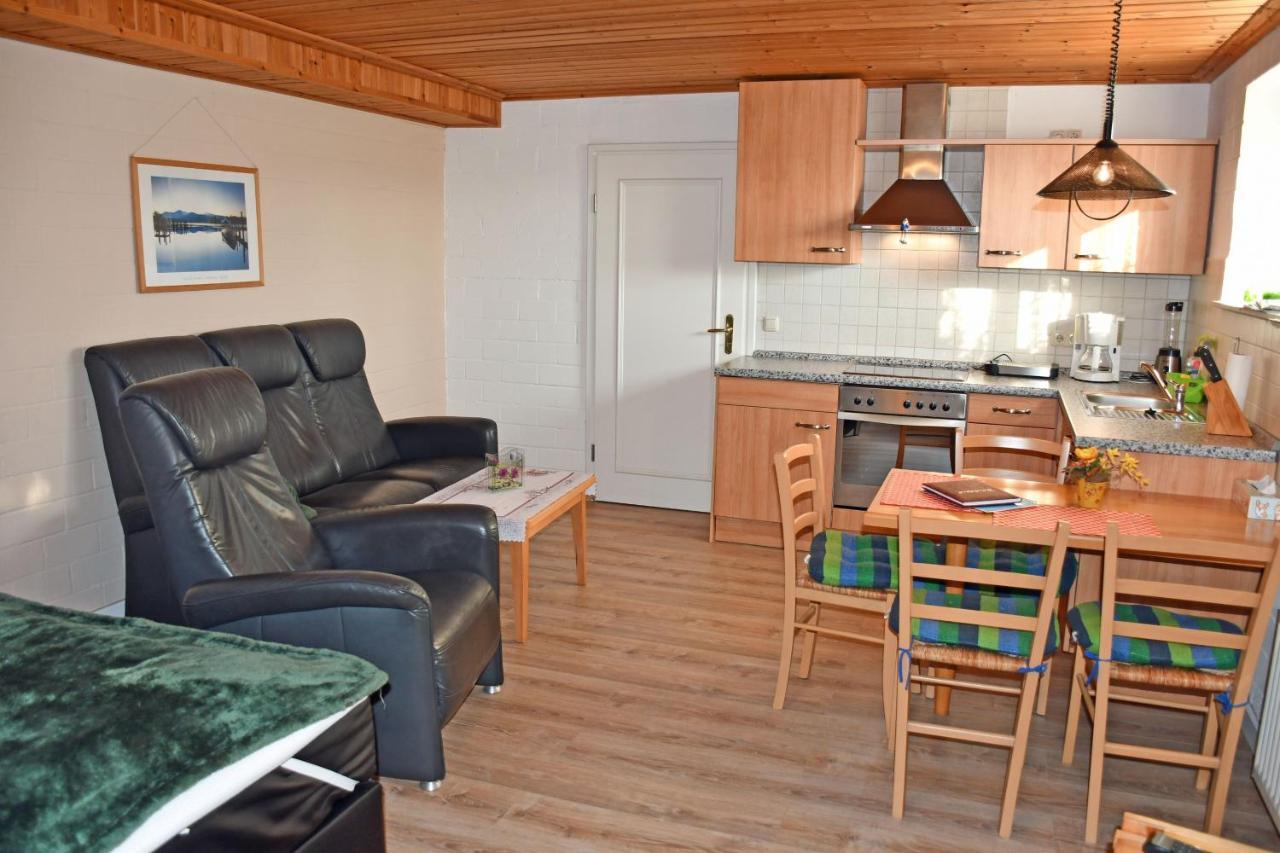 Ferienwohnung Zudar Auf Ruegen Екстериор снимка