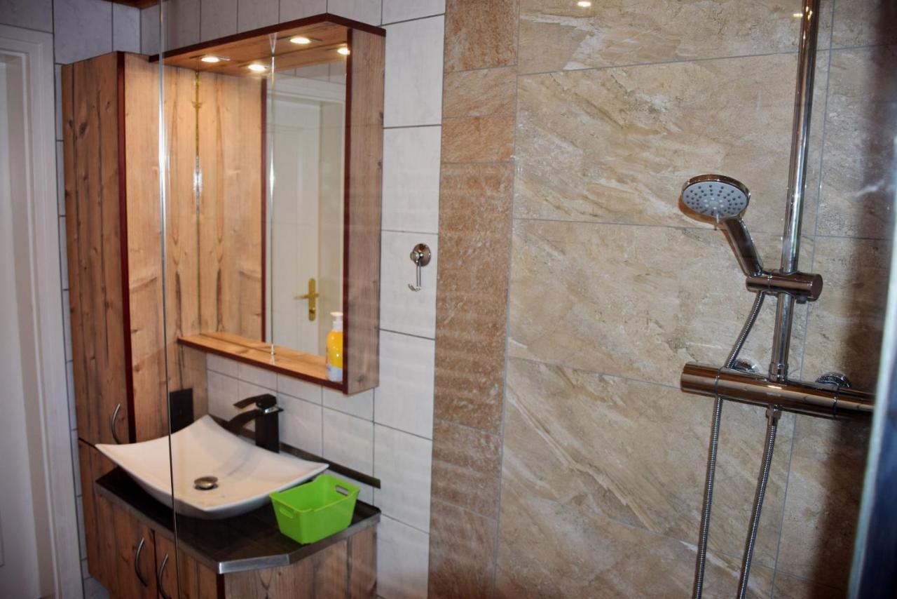 Ferienwohnung Zudar Auf Ruegen Екстериор снимка