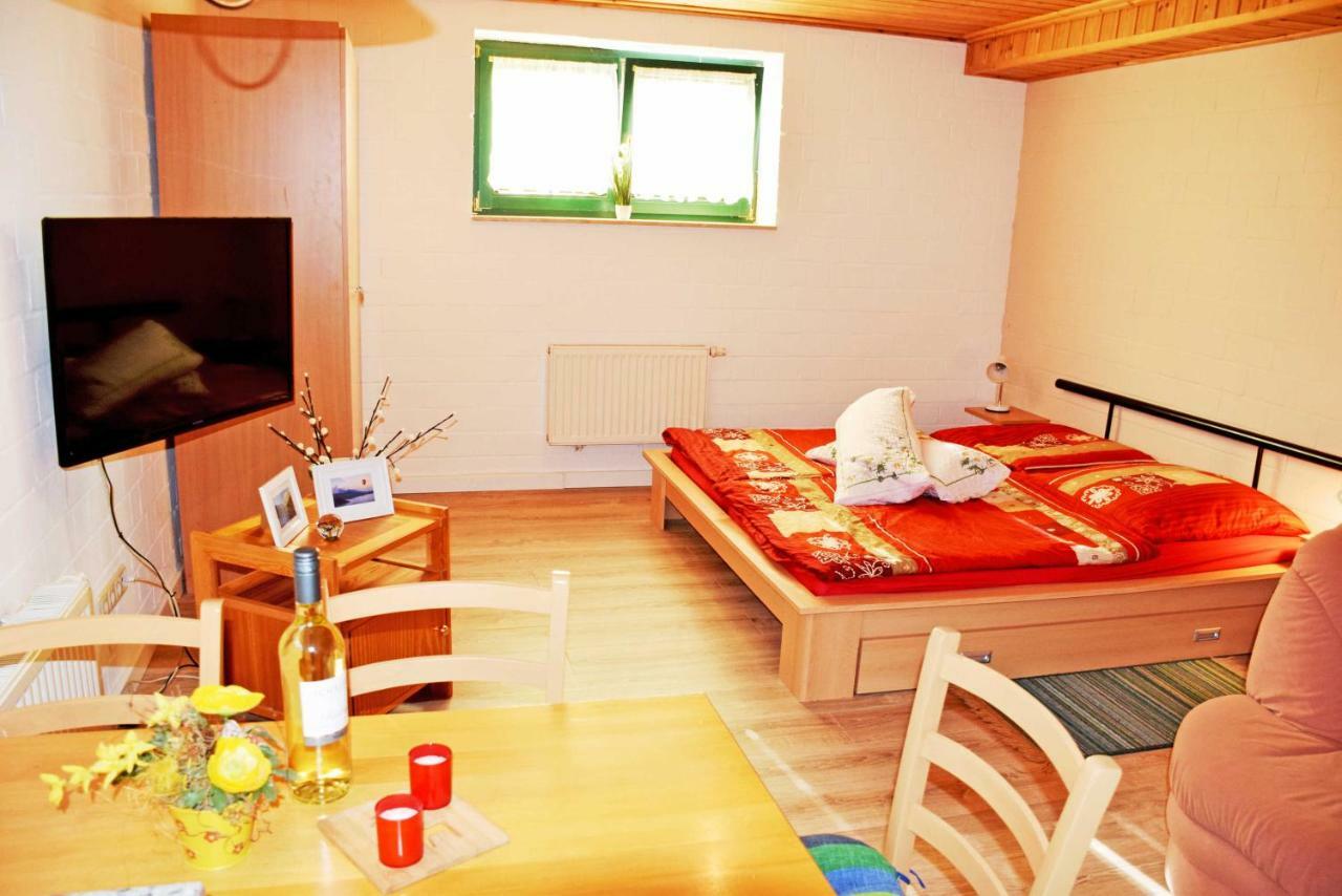Ferienwohnung Zudar Auf Ruegen Екстериор снимка